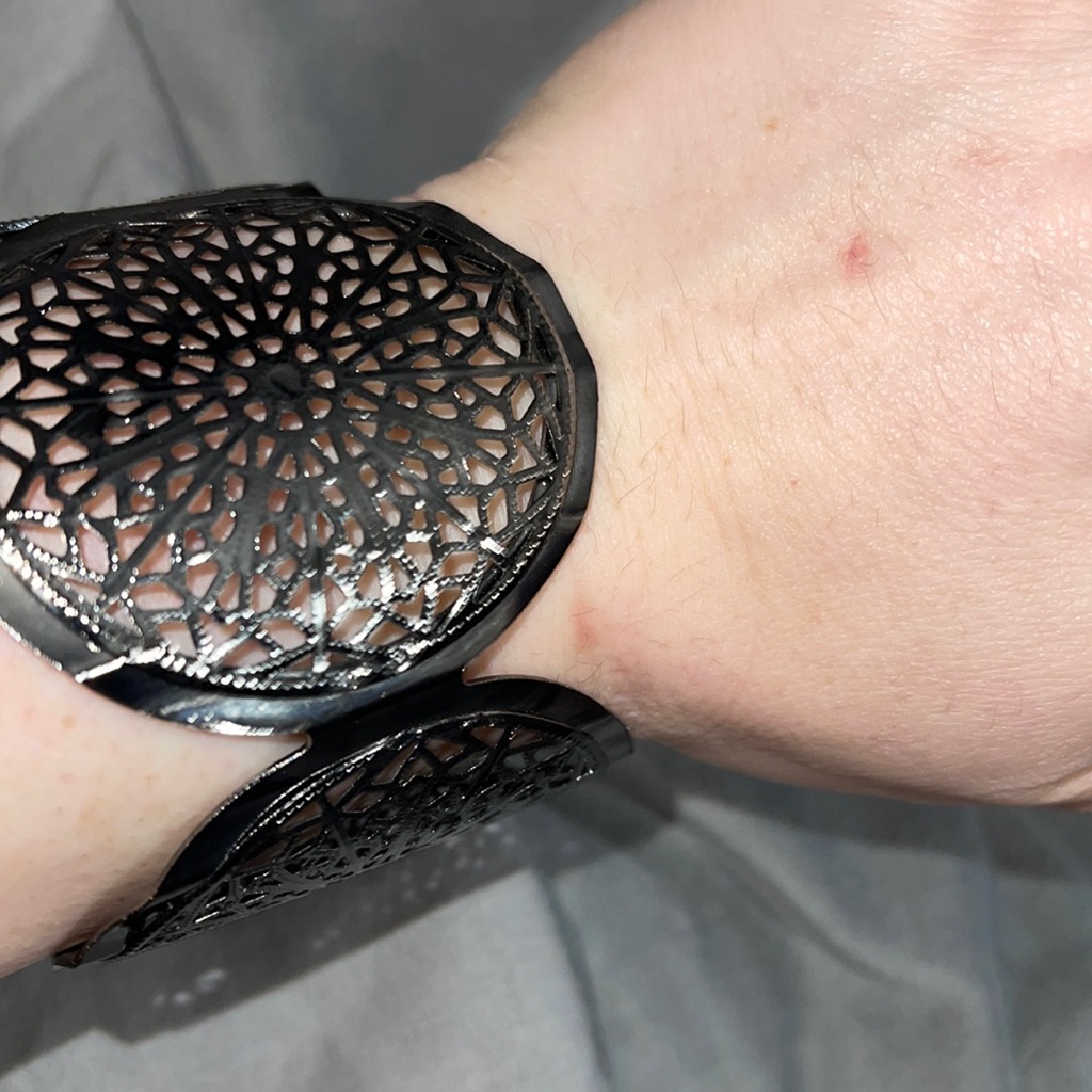 Gunmetal Color Bracelet Fits Large Wrist Cute New 5$